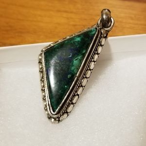 925 STERLING SILVER MALACHITE PENDANT.